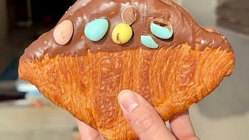 הצרפתים זועמים: מה גורם לאנשים למעוך קרואסון לעובי של נייר?