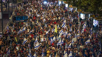 "אין חג ואין סדר": רבבות מפגינים למען החטופים ונגד הממשלה