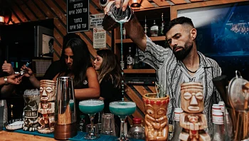 כל התענוגות במקום אחד: הדאנס בר האהוב 'ביטלס' הופך למתחם כשר