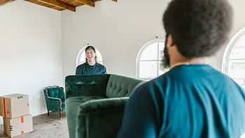 איך לבחור חברת הובלות? המדריך המלא לבחירה נכונה