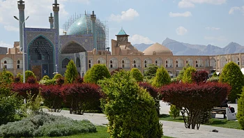 נופים מרהיבים, אתרי סקי ומבני פאר: הצד המפתיע של איראן