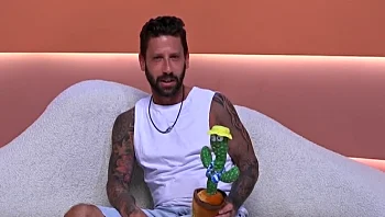 "אם אני לובשת ירוק, אני נראית כמו עץ": למי שייך הציטוט?