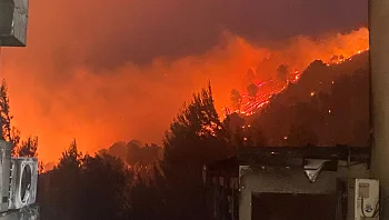האש מתפשטת בגבול הצפון: שריפות ענק בקריית שמונה ובגליל