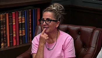 אורית תולעת ספרים