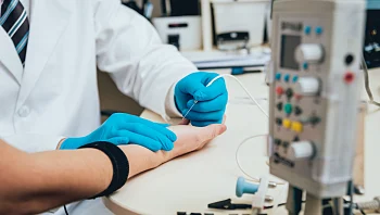 מדריך מטופל לבדיקת EMG: מתי עורכים אותה ואיך זה עובד?