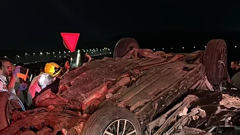 2 פצועים קשה בהתהפכות רכב בכביש 65, סמוך למחלף בקעת נטופה