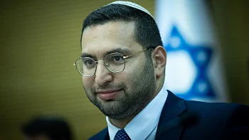 שאיבת מידע ומרגל איראני מתחזה: תקיפת הסייבר נגד השר וסרלאוף