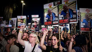 משפחות חטופים בת"א: "לא לתת לנתניהו לטרפד שוב עסקה"