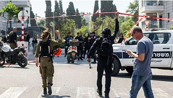 אש בצפון: כטב"ם פגע בבניין בנהריה, 2 לוחמי צה"ל נפצעו קל בשלומי