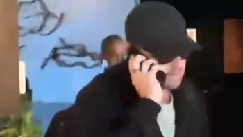 בושות: ליאונרדו דיקפריו נעצר ועבר חיפוש מבלי שהמשטרה זיהתה אותו