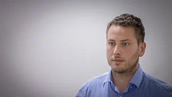 בלי משכנתה, ובשם בדוי: אבנר נתניהו רכש דירה בבריטניה