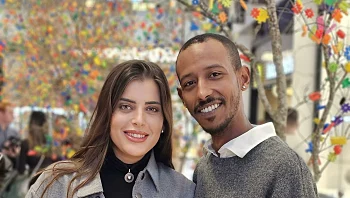 חזר לבדו מטיול בחו"ל: ספיר בורגיל ואברהם אקלום במשבר ביחסים