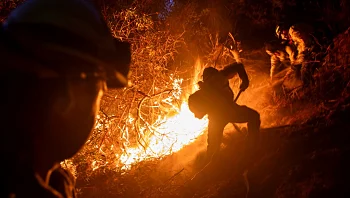 האש עדיין משתוללת: עלה ל-24 מניין הנספים בשריפות בלוס אנג'לס