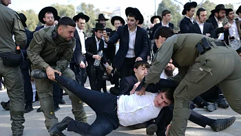 החרדים זועמים: "רודפים בני ישיבות; לא לממשלה כזו הייתה הכוונה"