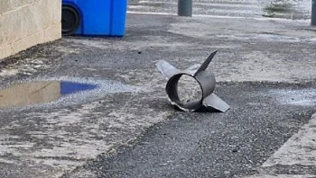 ירי מרצועת עזה למרכז: רקטה יורטה ושתיים נפלו בשטח פתוח