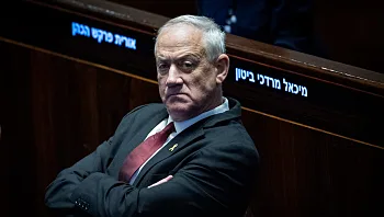 גנץ רצה אחדות - והפך אותה לחבל התלייה הפוליטי שלו | דעה