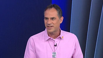 מה הפיצוי לקבלן בניין שעף ממשאית ונפצע בקרסול? עו"ד בארי קפלן