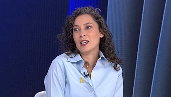 נגמר בחיבוק ונשיקה: קארין גרינברג ובעלה התגרשו באופן רשמי ברבנות עם דניאל גרינברג