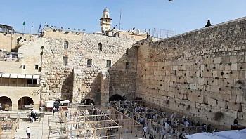 מהכותל ועד חופי תל אביב: אתרי התיירות הכי אהובים בישראל
