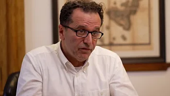 שתלי שיניים ללא מתכות – ד"ר גרה נשאת