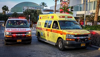 בת 4 טבעה בפארק מים באילת, מצבה קשה