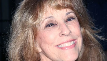 בגיל 85: הלכה לעולמה אחת מהכוכבות הגדולות של "ימי חיינו"