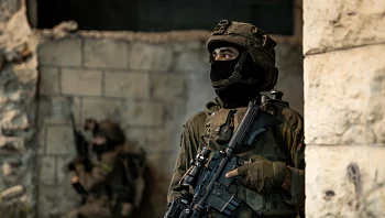 הושמדה מעבדת מטענים באיו"ש; חמאס גינה את עצירת המשט