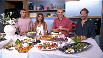 שולחן חלבי מעוצב, קינוחים משוגעים ופרחים טריים – כל מה שצריך לחג מושלם