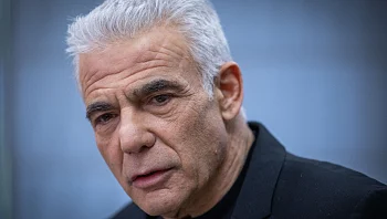 המתקפה של לפיד נגד האמנים מוכיחה: אין אופוזיציה בישראל