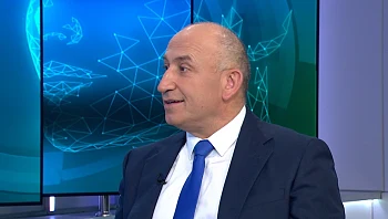 מתי יש צורך להחלפת פיקה בלבד בברך?