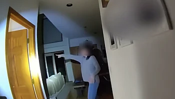 שוטרים הוזעקו לבית בעקבות חיית טרף ונדהמו: "זה לא חתול רגיל"