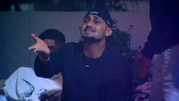 "את מביכה את עצמך": ארז פותח חזית עם מאור - וזה נגמר בפיצוץ