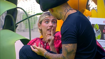 איך הגיבה תרצה אחרי שארז ומאי ישנו זה לצד זו בלילה?