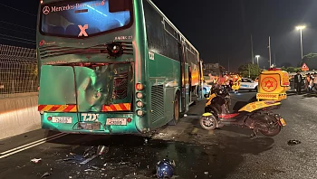 שני רוכבי אופנוע נהרגו מפגיעת אוטובוס באיילון