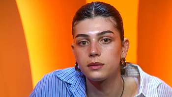 "היא משקרת בשביל להתקדם": אלאיה על הקושי שלה מול מאי