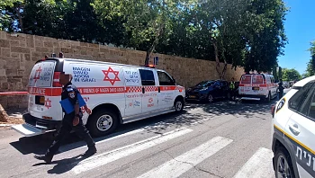 גבר כבן 40 נפצע קשה בפיצוץ רימון רסס בהרצליה, הרקע פלילי