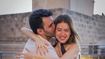 "ממצמצת לוודא שזה באמת קורה לי": שחר מגיבה להצעת הנישואים
