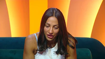 שני על הקושי להראות לילדיה אהבה: "אני לא מראה יותר מדי"