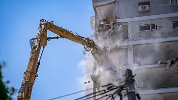 מחכים לבית: פונו בעקבות פגיעת טיל מאיראן - ומנסים להשתקם
