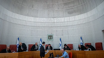 שופטי העליון בשיחות סגורות: "דמנו הותר, אנו חוששים ומפחדים"