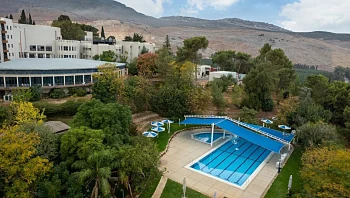 חוויה קיבוצית בסטייל: חופשת קיץ משפחתית במלון הגלילי