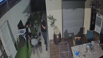 "מפחדים ללכת לישון": גל פריצות מטריד בשכונה היוקרתית בחדרה