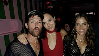 מופעי דראג והרבה אלכוהול: המסיבה שהוציאה את הסלבס החמים מהבית