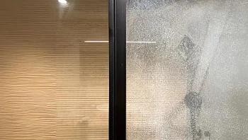 מהפכה בניקיון המקלחון: הפתרון הישראלי ששם סוף לאבנית