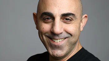 מהפכת ה-AI כבר כאן: אילו מקצועות נעלמים, ומי דווקא מרוויח?