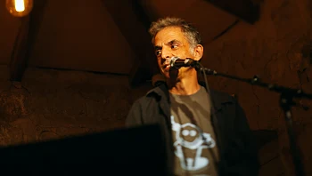 טובי סופרי ישראל התאחדו לערב שכולו אהבה גדולה למילה הכתובה