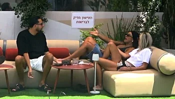 "אני לא חייבת לכם דין וחשבון": מה עומד מאחורי ההחלטה של שני?