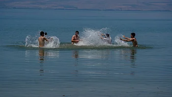 השיא עוד לפנינו: גל חום חריג ברחבי הארץ | התחזית