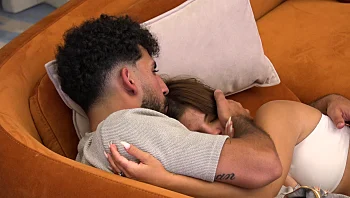 זה מה שיקרה בין שירז וחן? "אם היא תעשה את זה כמו שצריך היא תרוויח"