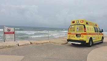 המשטרה בודקת: עצמות אדם נמצאו בעומק הים מול הרצליה
